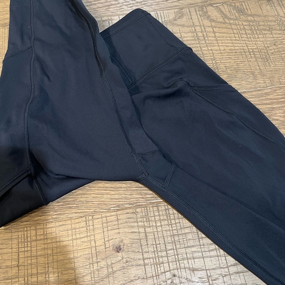 Rare Lululemon Size 4 Fast and free tight II *Lunar New Year reflective. 2019. - Picture 3 of 9